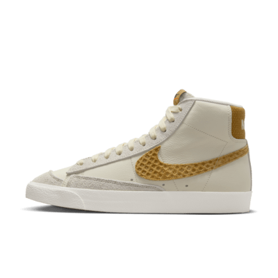 Nike Blazer Mid 77 Vintage Men s Shoes. Nike